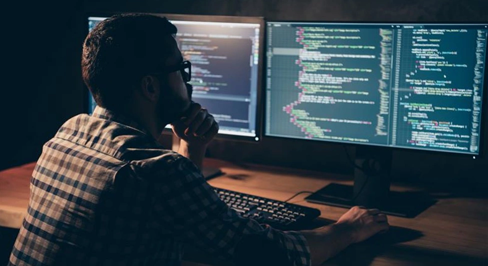 台灣佔全球受害流量 30.5%：從 GitLab Pages 到 claude.ai 共享對話，ClickFix 惡意廣告活動攻擊鏈分析